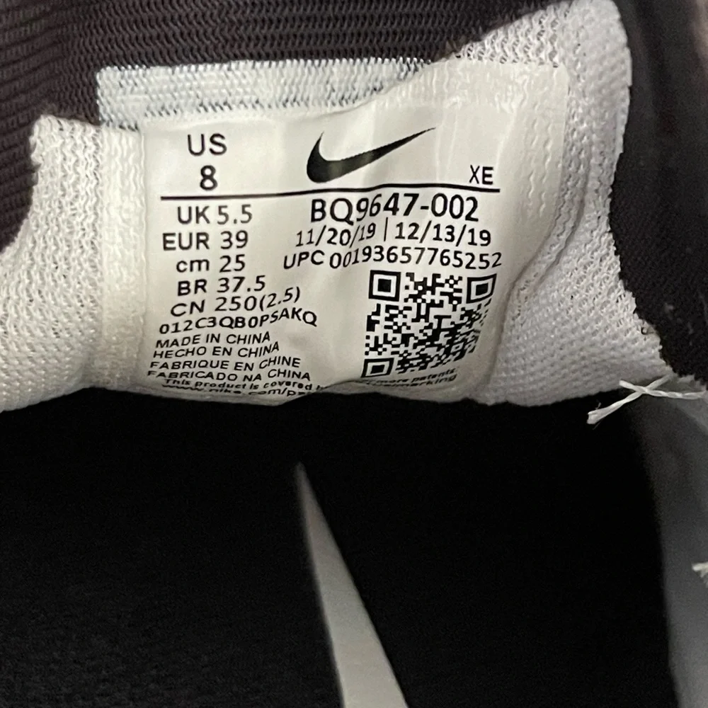 NWOT Nike Air Zoom Pegasus 37, Black Size 8 - Picture 11 of 12